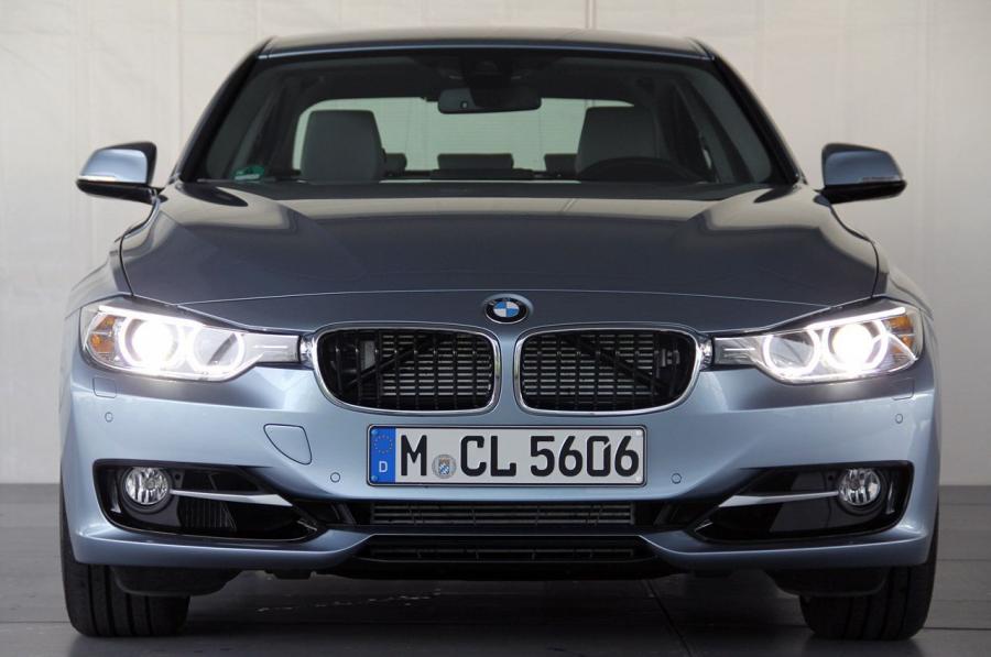  BMW ActiveHybrid 3 2013 года  (фото 4 из 43)